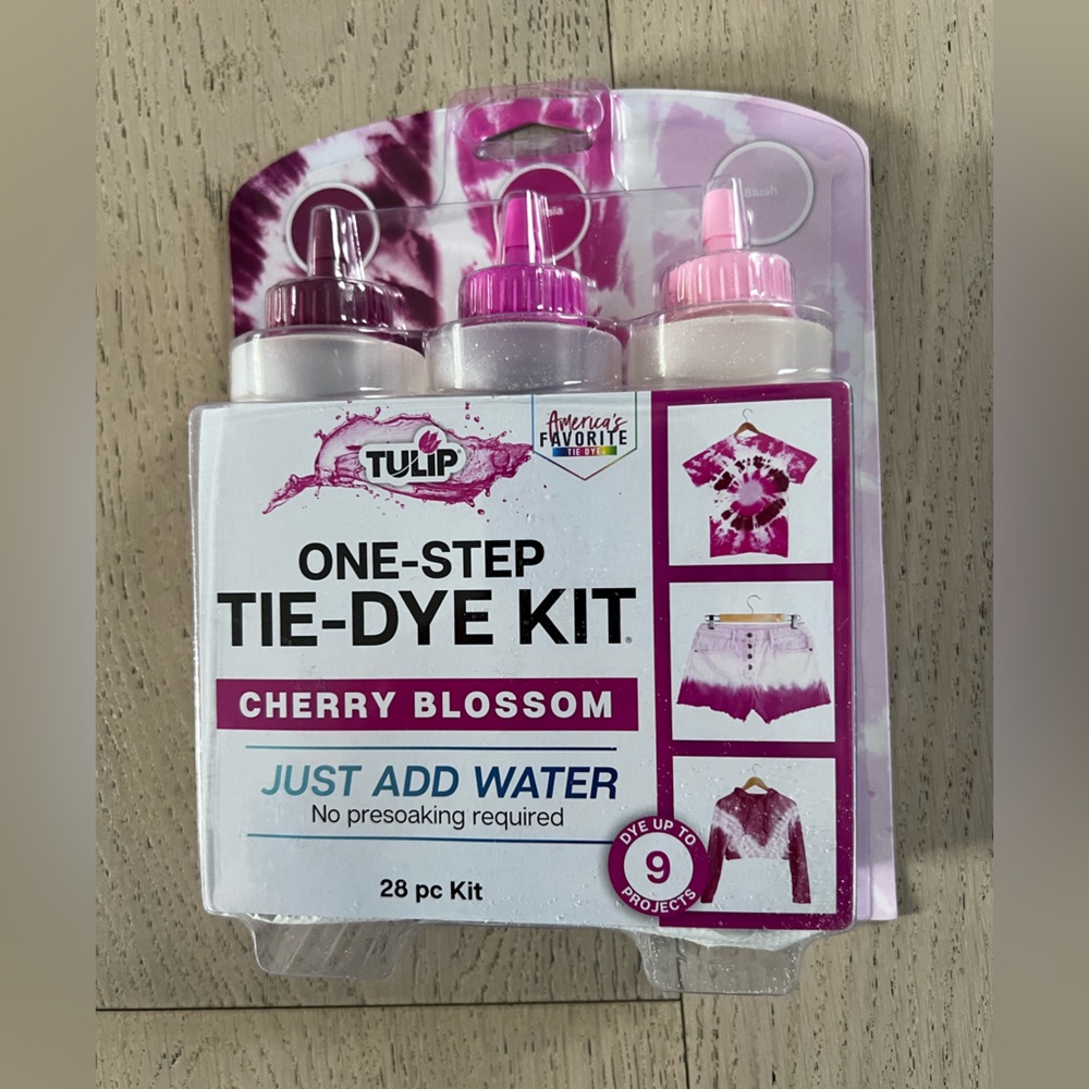 TULIP CHERRY BLOSSOM TIE DYE KIT